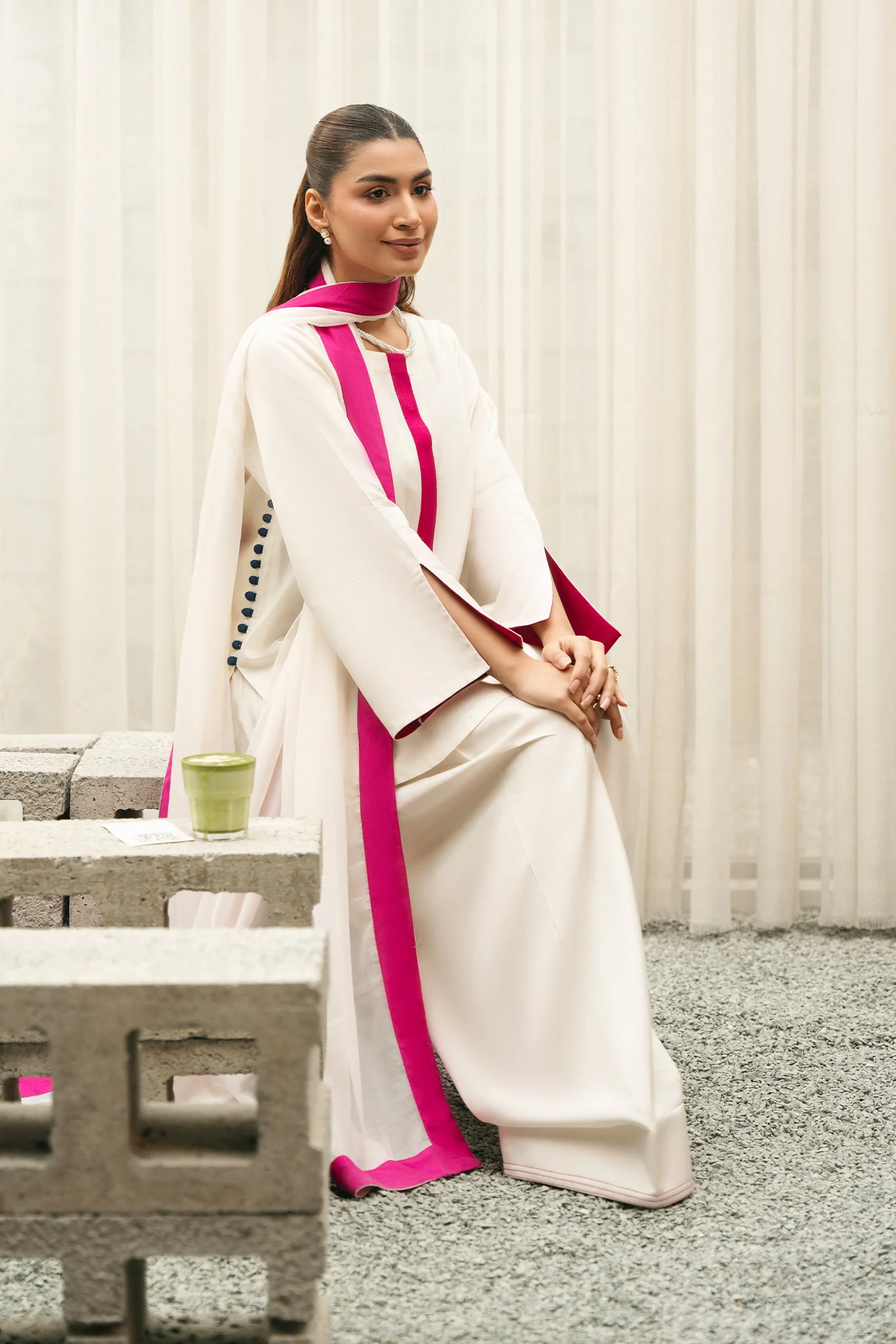Aurelia - Image 7