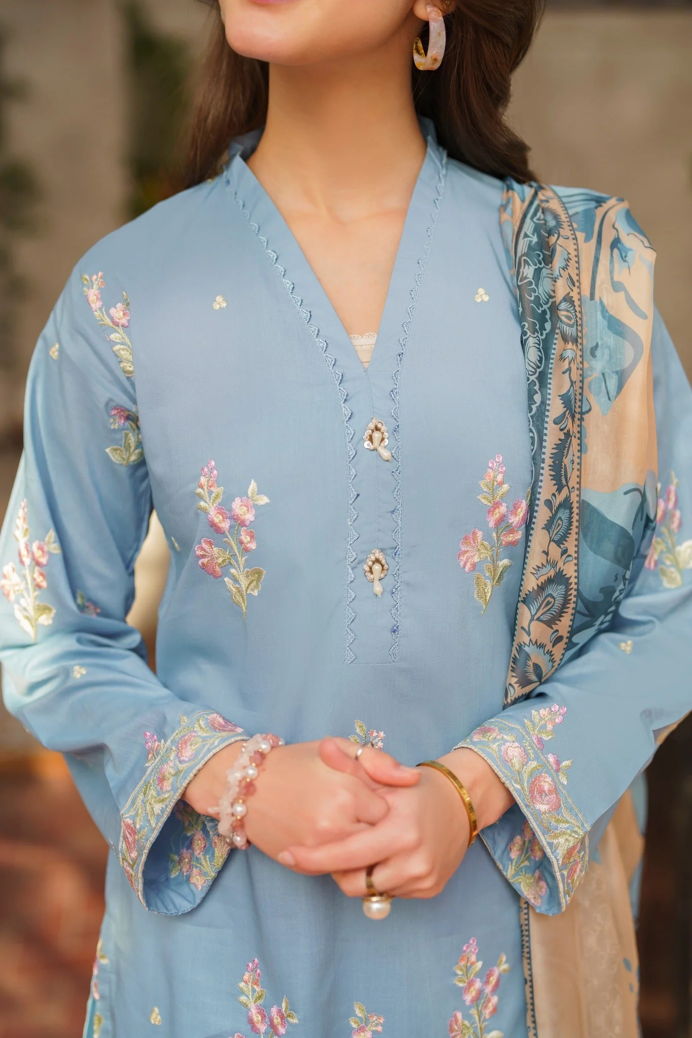 Bloom - Image 7