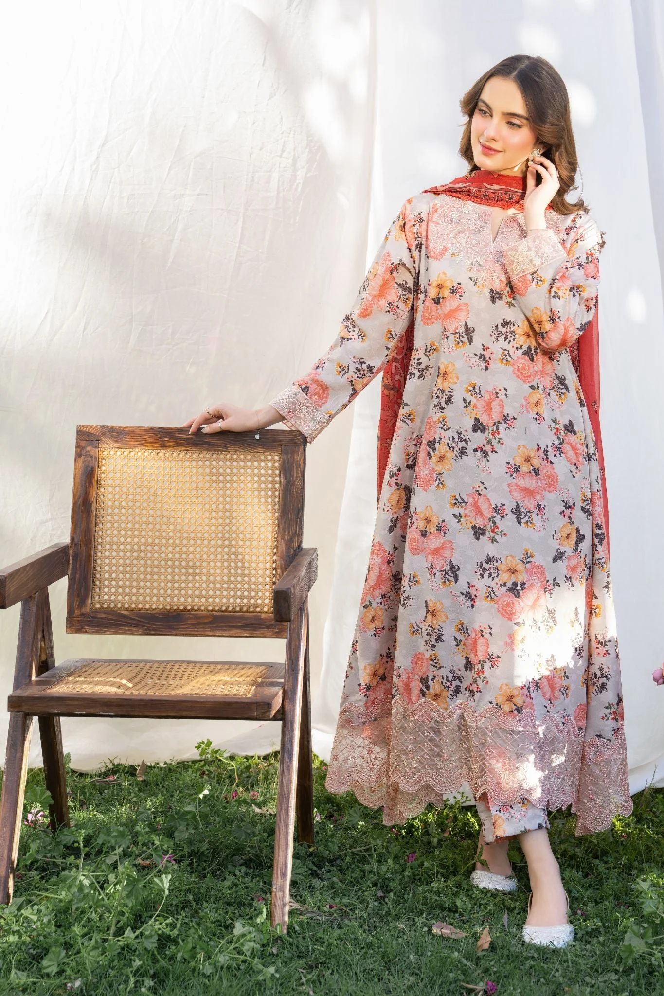 Blooming - Image 2