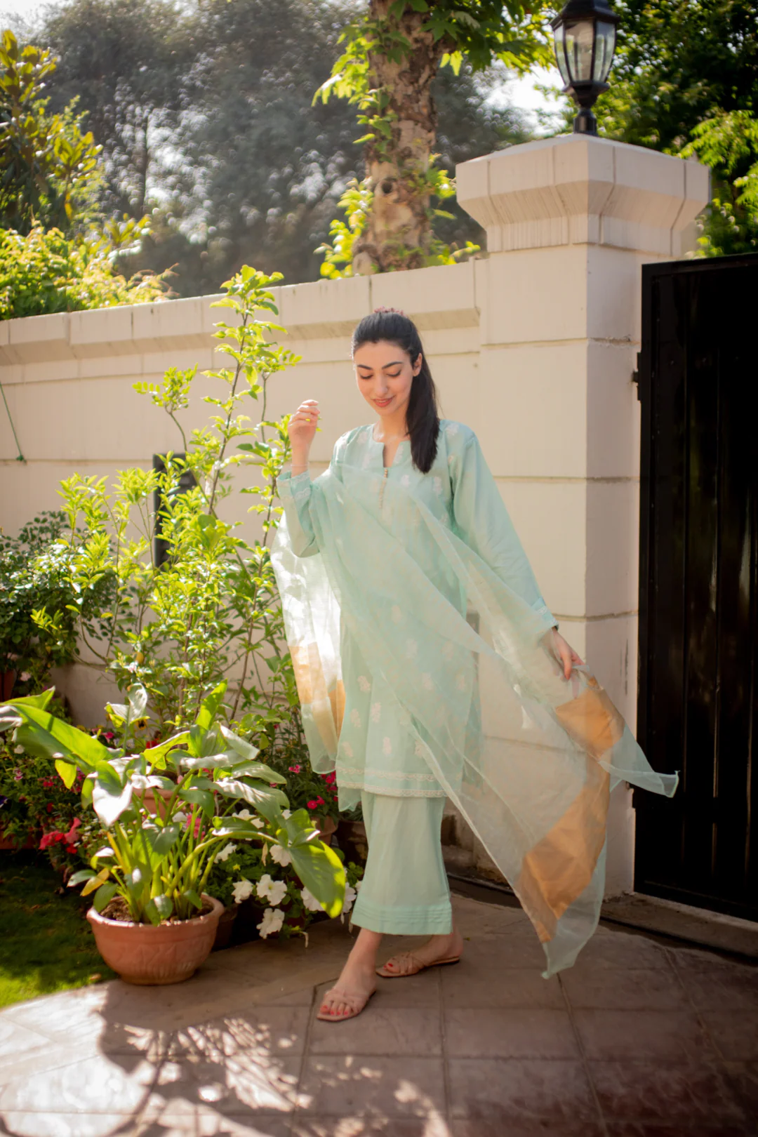 Dandelion Amina Sultan - Image 4