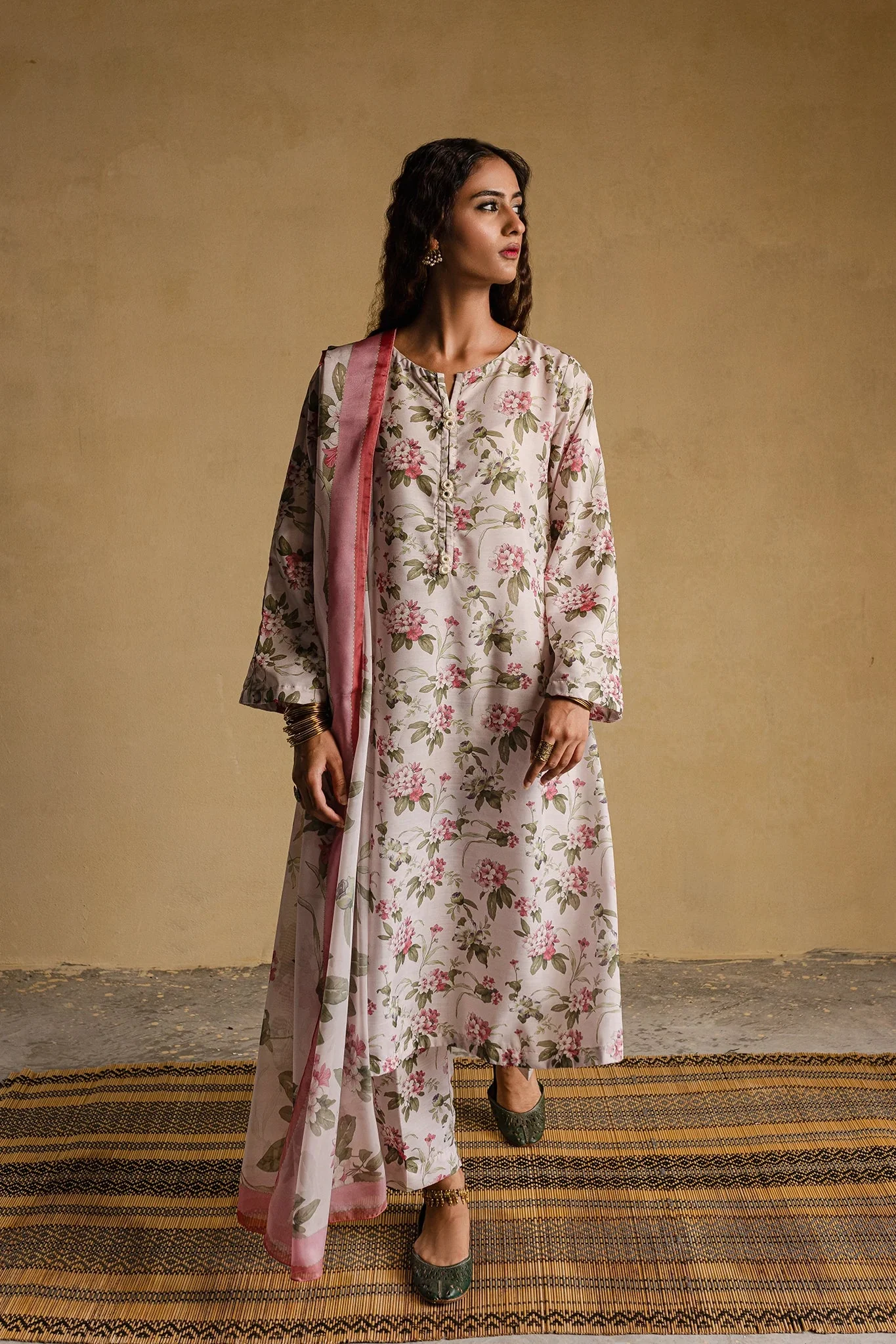 Farah - Image 5