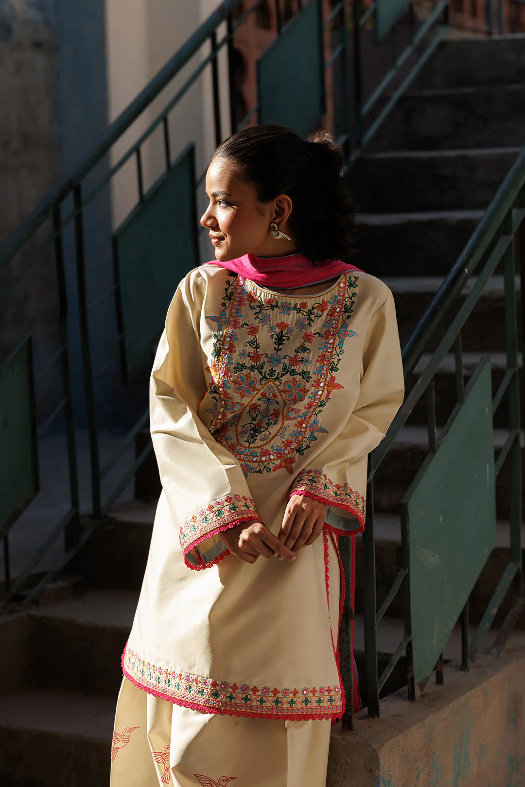 KHUMARI - Image 5