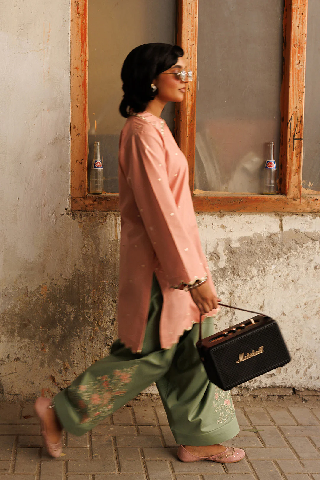 NAKHRA - Image 6
