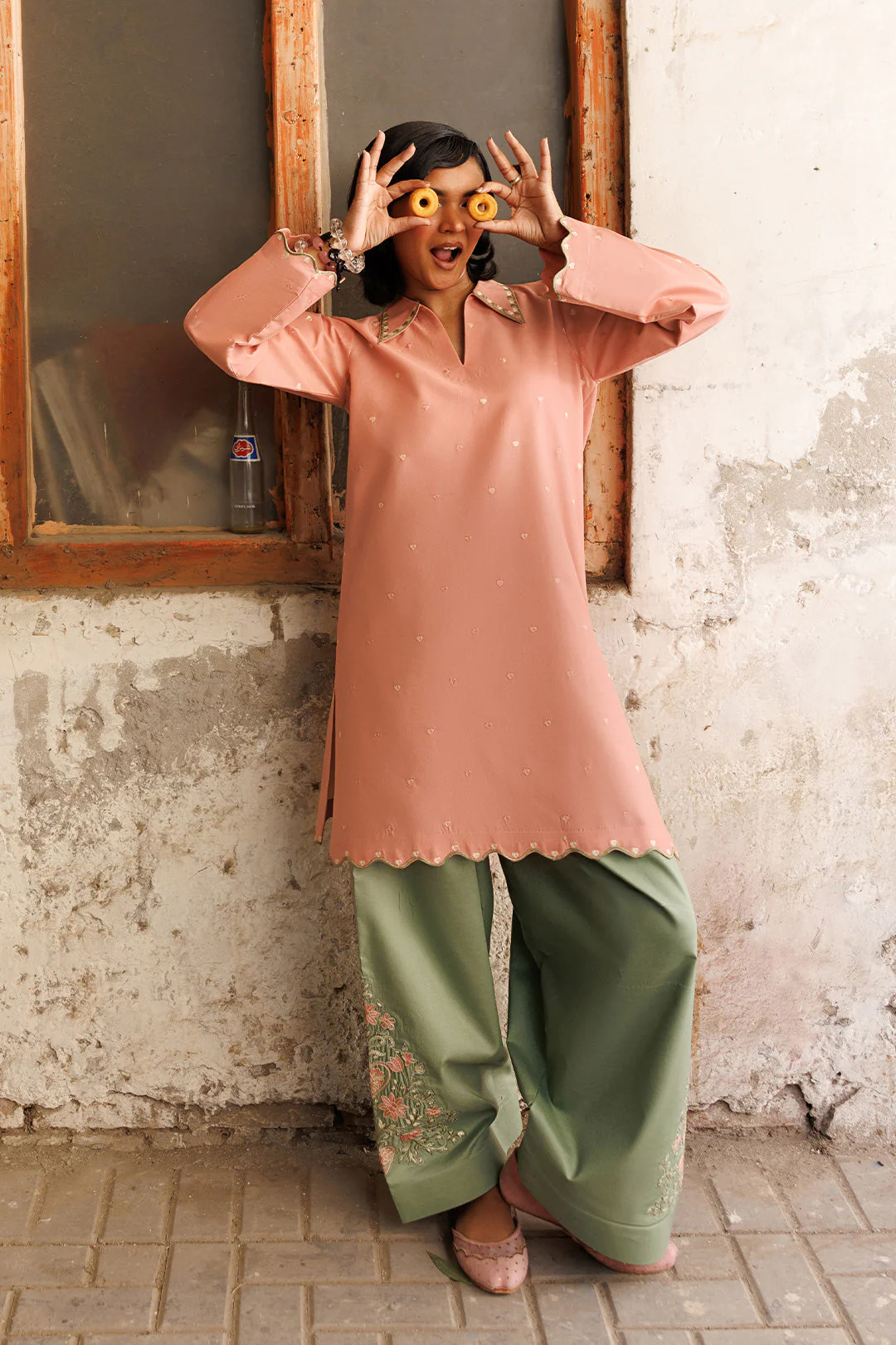 NAKHRA - Image 8