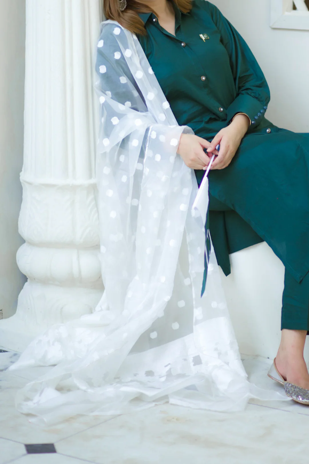 White Broshia Organza Dupata - Image 3