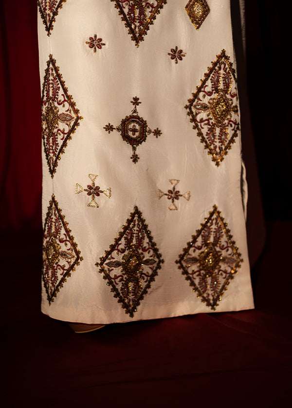 White - LIORA - Image 5