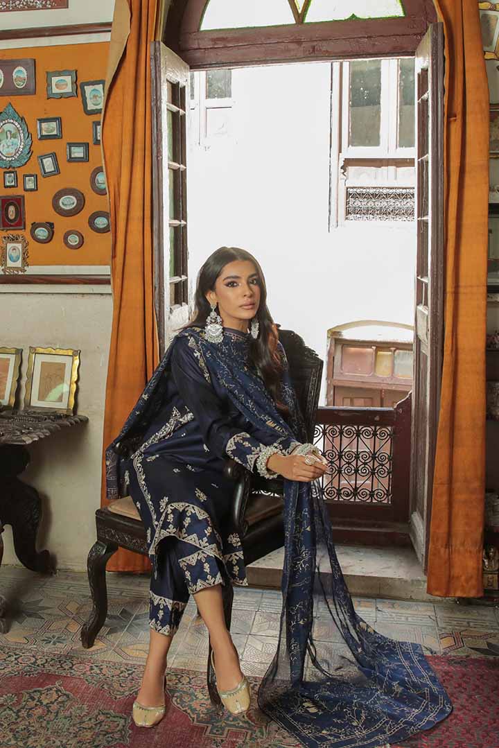 Zeenat - Image 8
